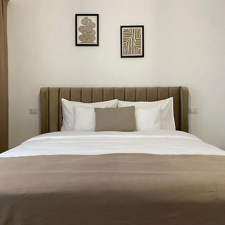 Cosy Apartments & Bistro Pufesti Zewnętrze zdjęcie