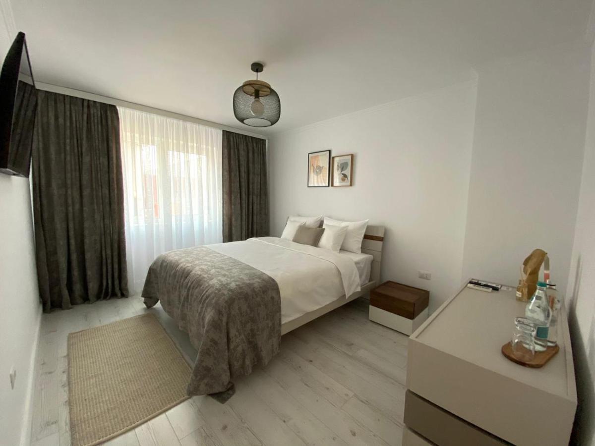 Cosy Apartments & Bistro Pufesti Zewnętrze zdjęcie