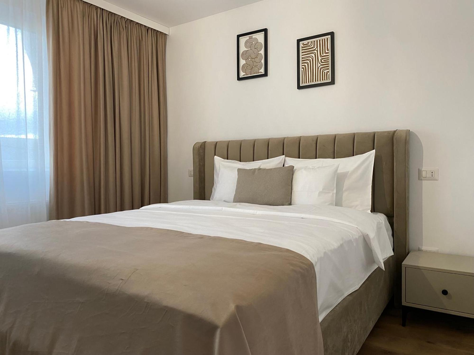 Cosy Apartments & Bistro Pufesti Zewnętrze zdjęcie