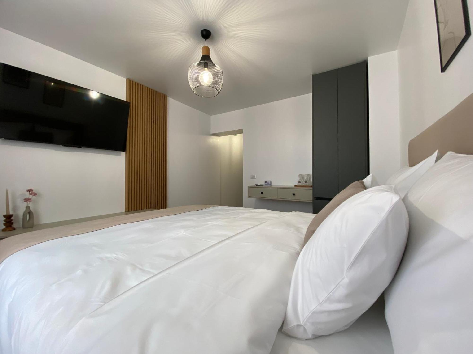 Cosy Apartments & Bistro Pufesti Zewnętrze zdjęcie