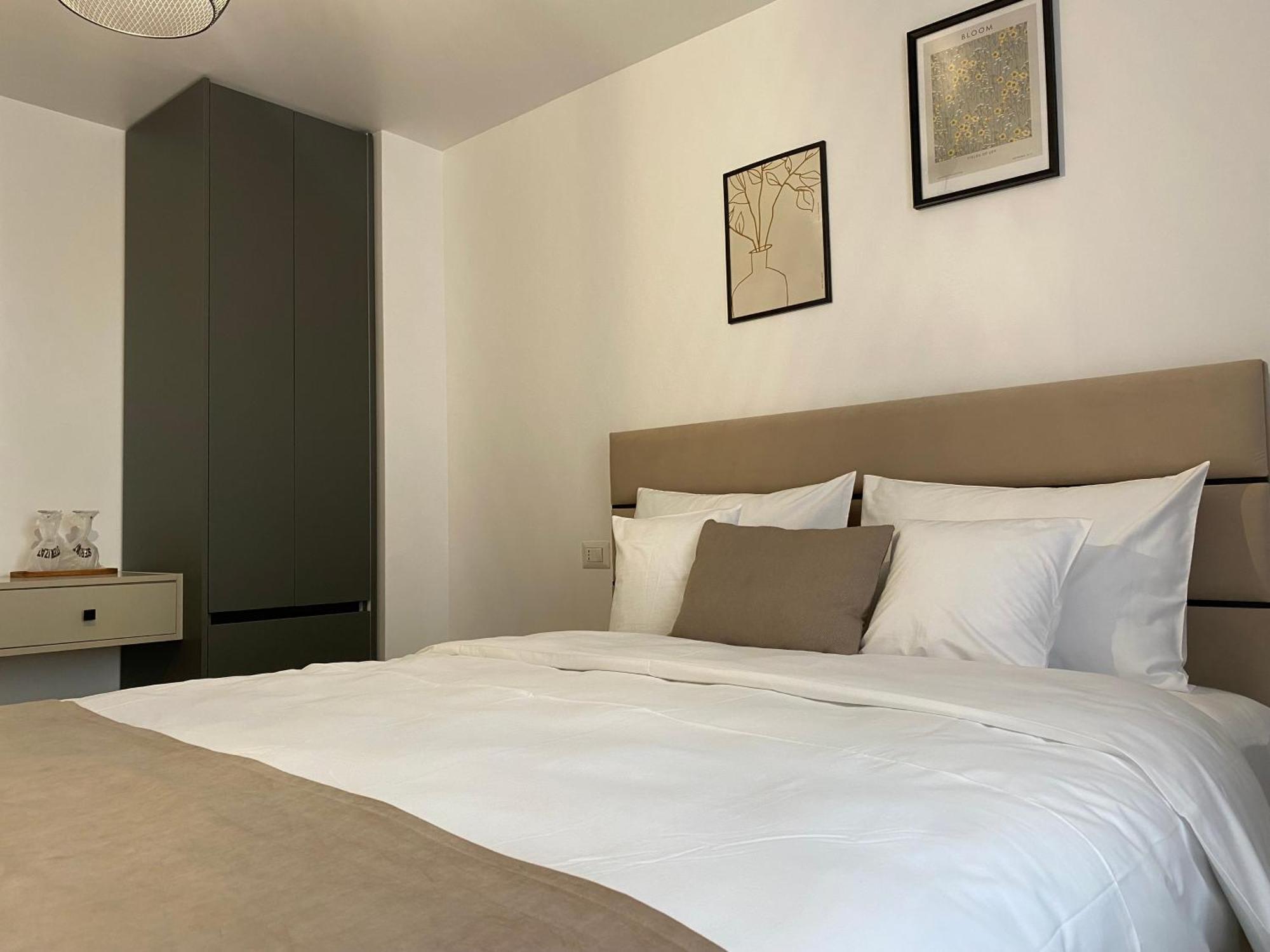 Cosy Apartments & Bistro Pufesti Zewnętrze zdjęcie