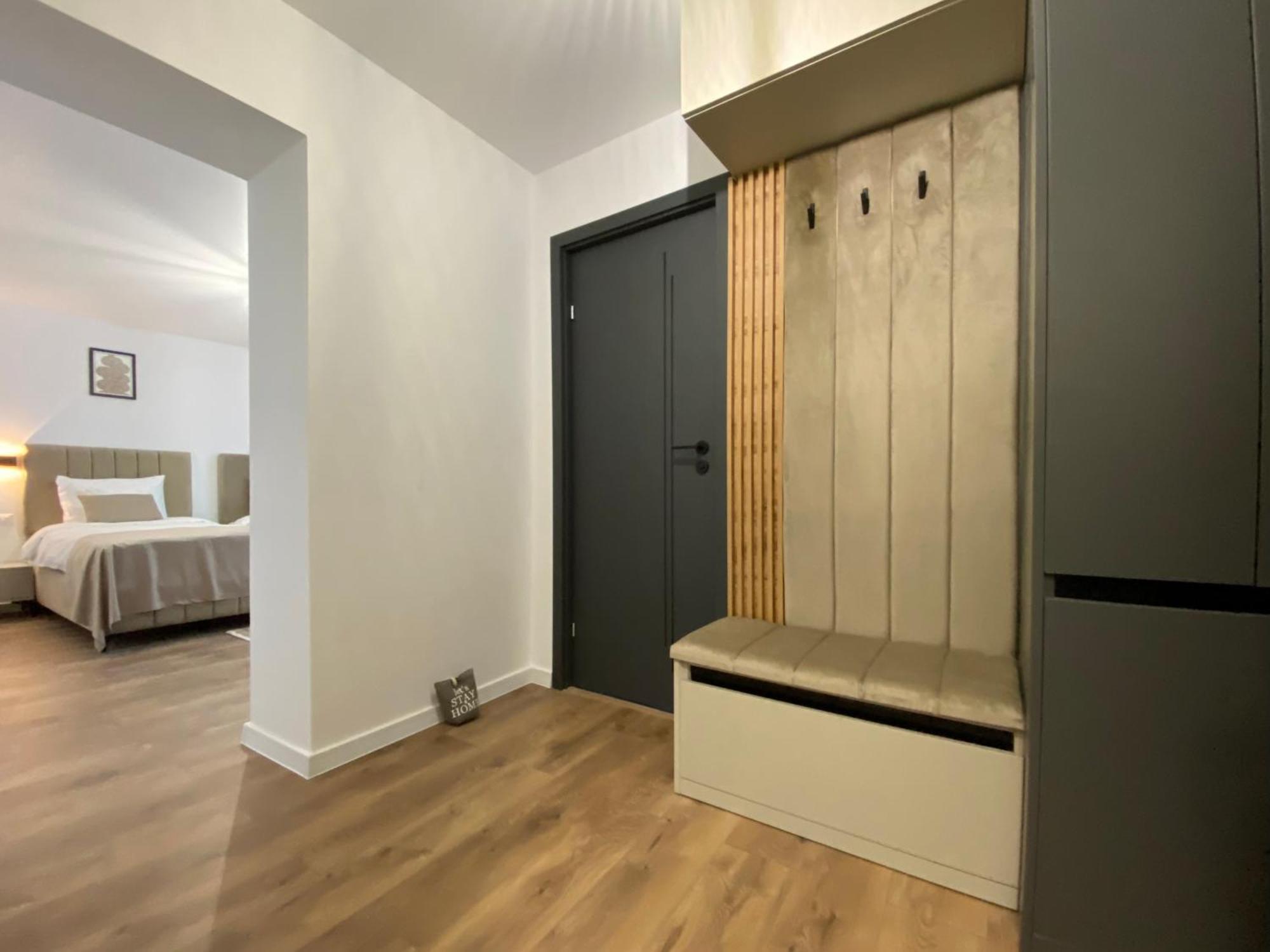 Cosy Apartments & Bistro Pufesti Zewnętrze zdjęcie